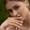 Серьги из комбинированного золота с бриллиантами 334841121